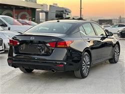 نيسان ألتيما